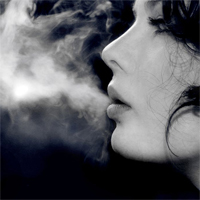 woman-smoking